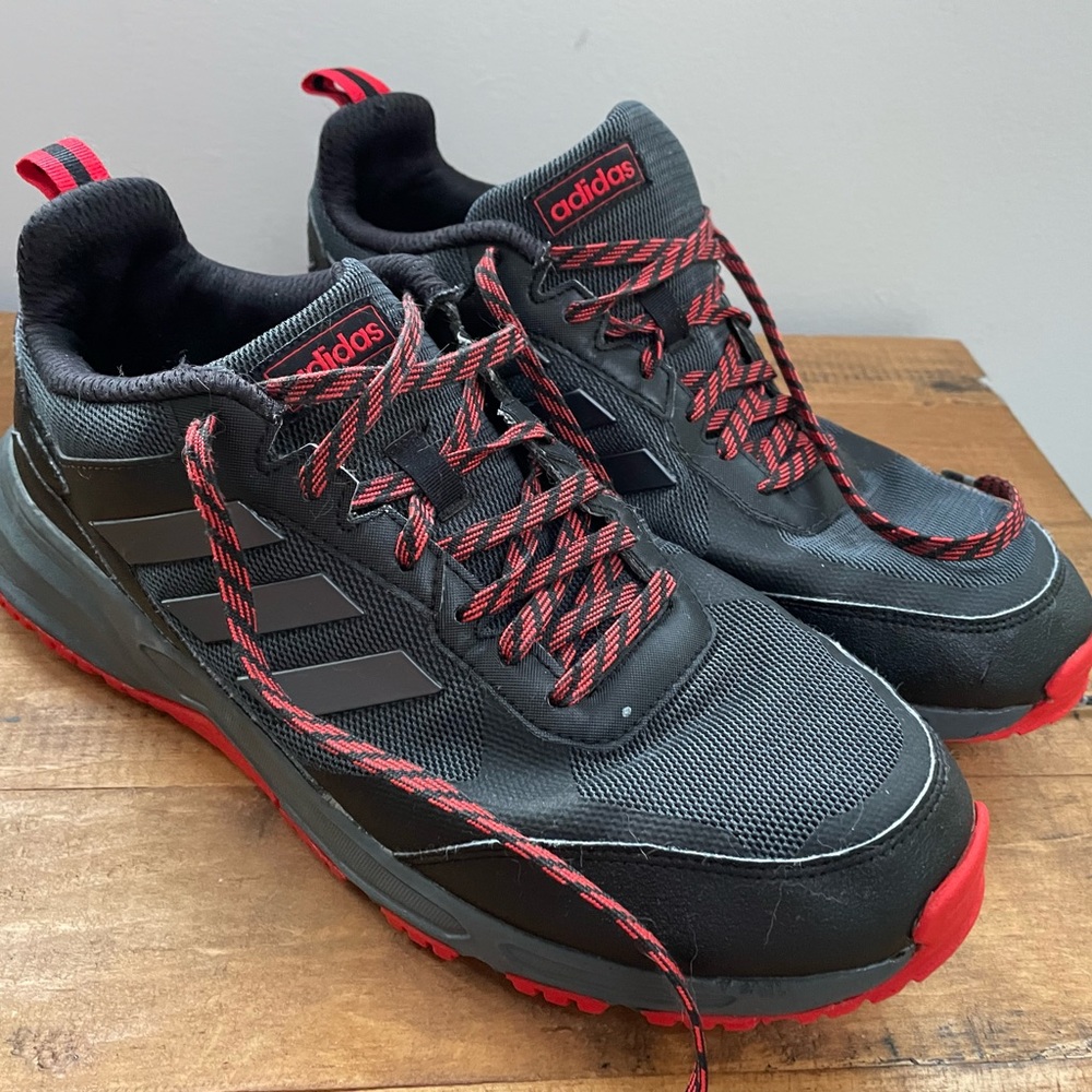 ADIDAS Runfalcon trail running sneakers GREAT CONDITION